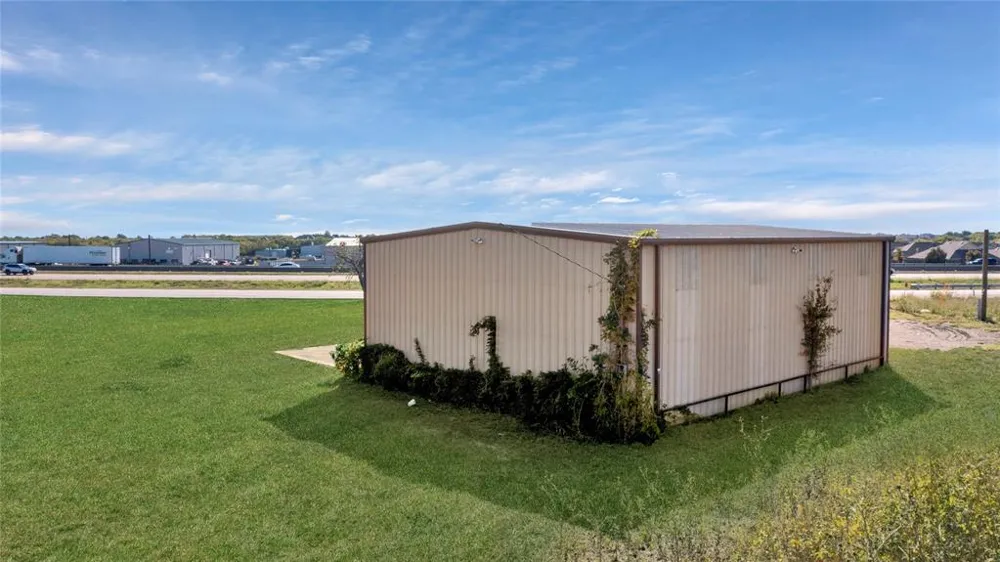 6000 W Interstate 30 Fate, TX 75189