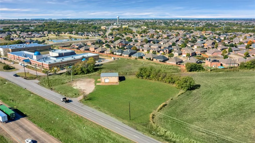 6000 W Interstate 30 Fate, TX 75189