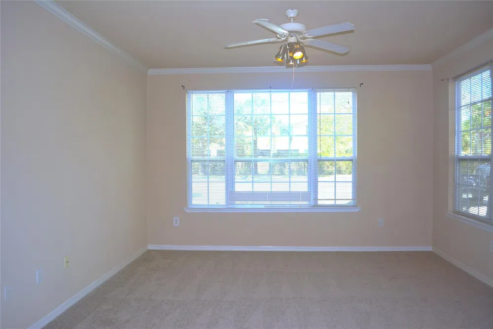 5701 SOLDIER CIRCLE #104 Sarasota, FL 34233
