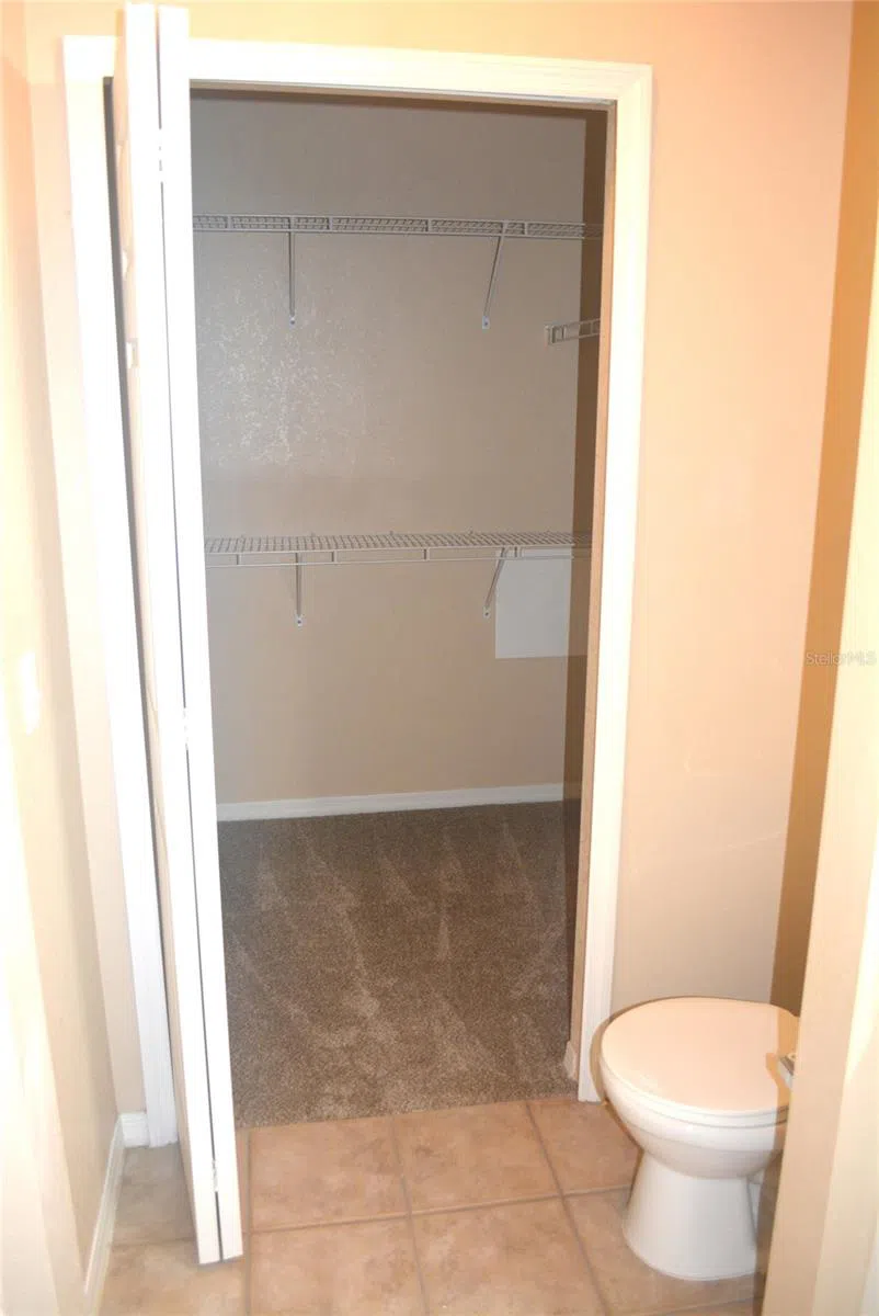 5701 SOLDIER CIRCLE #104 Sarasota, FL 34233