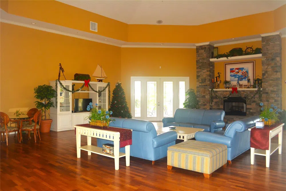 5701 SOLDIER CIRCLE #104 Sarasota, FL 34233
