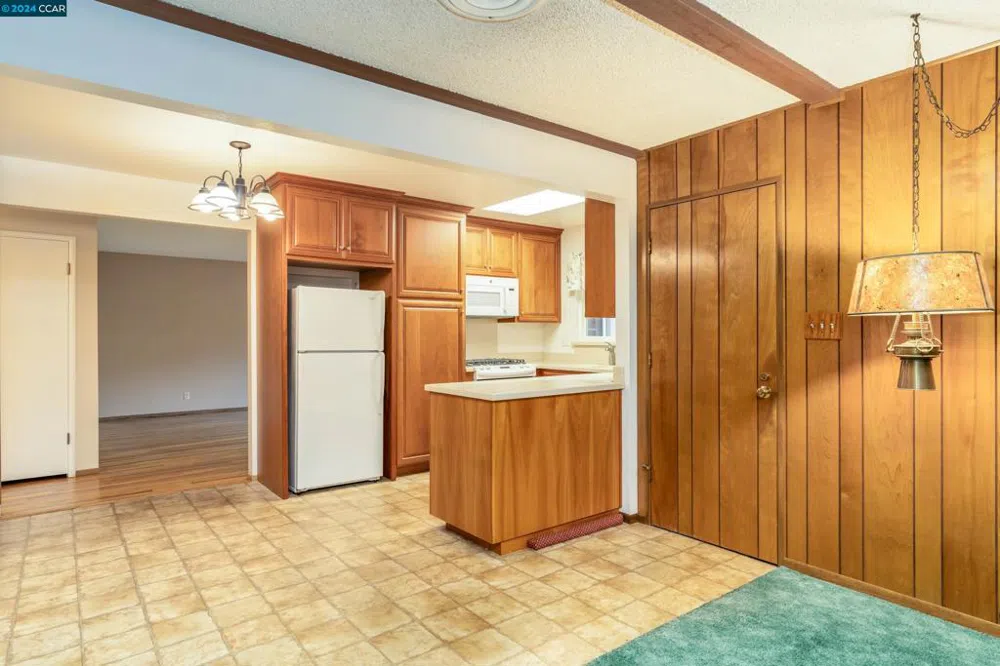 2315 Hoytt Ct Pinole, CA 94564