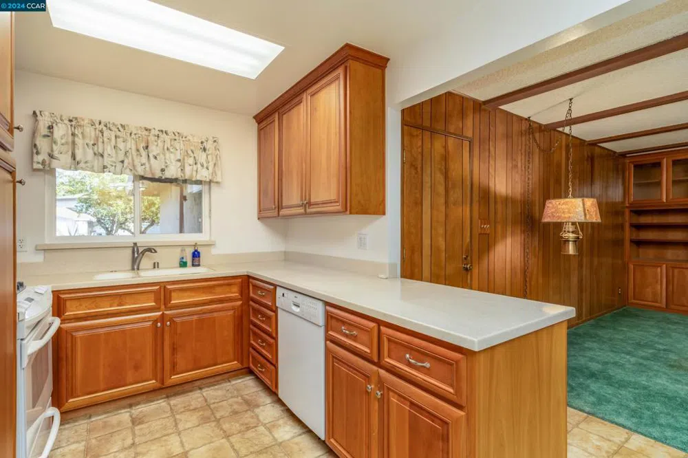 2315 Hoytt Ct Pinole, CA 94564
