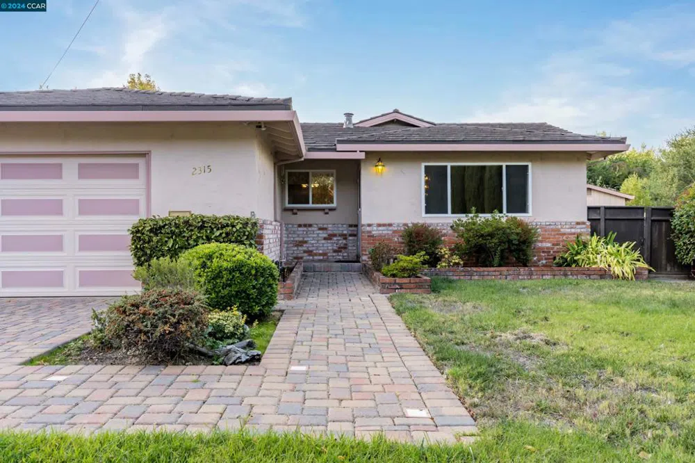 2315 Hoytt Ct Pinole, CA 94564