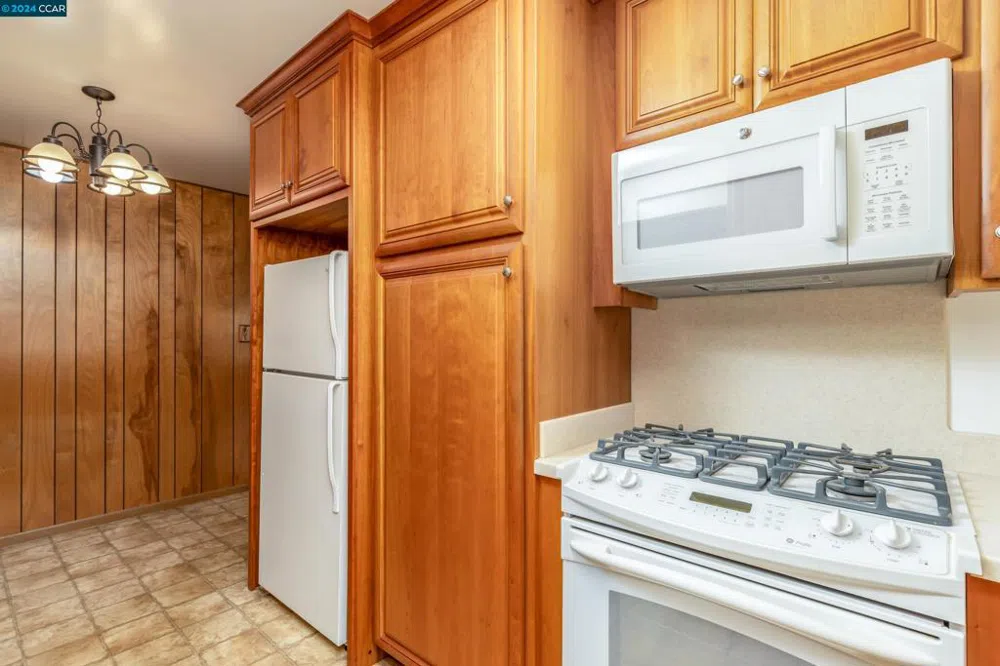 2315 Hoytt Ct Pinole, CA 94564