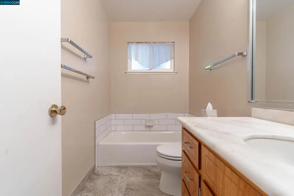 2315 Hoytt Ct Pinole, CA 94564