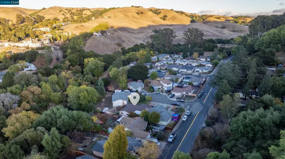 2315 Hoytt Ct Pinole, CA 94564
