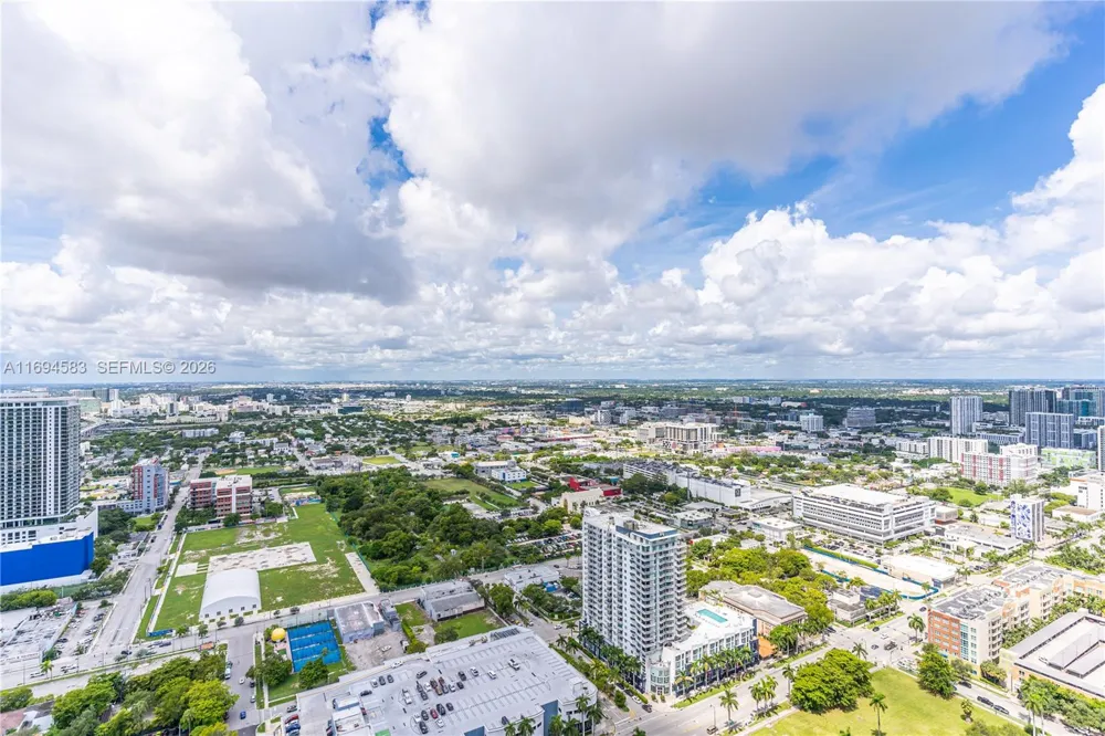 1750 Bayshore Dr #5014 Miami, FL 33132