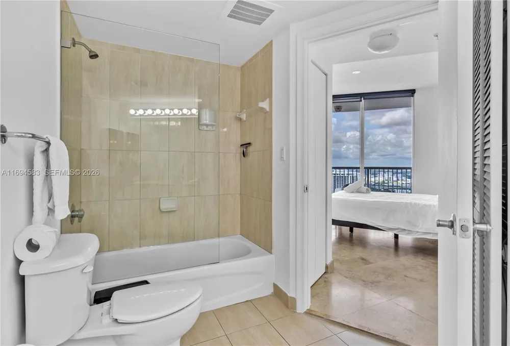 1750 Bayshore Dr #5014 Miami, FL 33132
