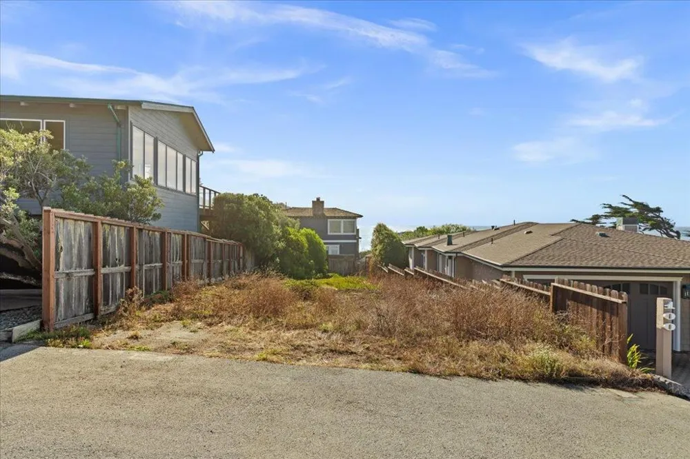 Sea Cliff Court Montara, CA 94037