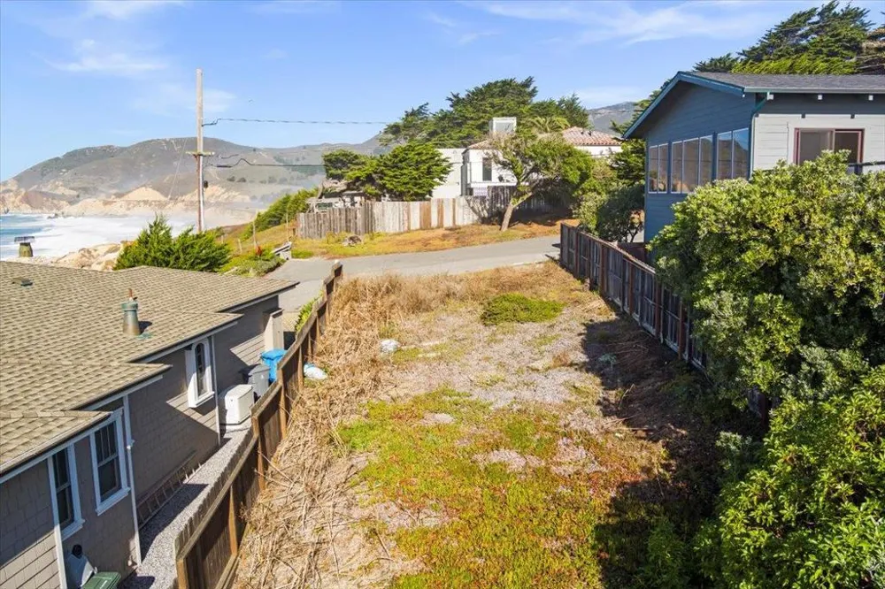 Sea Cliff Court Montara, CA 94037