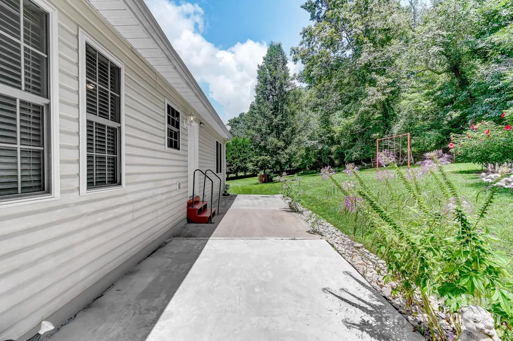99999 Black Bear Ridge Trail Zirconia, NC 28790