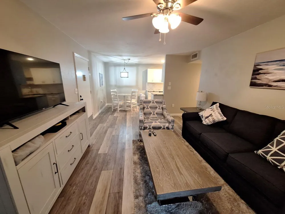 3255 BENEVA ROAD #102 Sarasota, FL 34232
