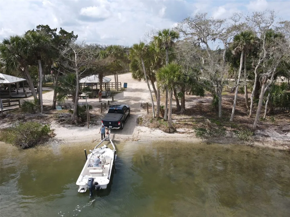498 SIOUX BOULEVARD Oak Hill, FL 32759