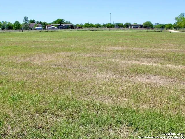 LOT 6 COUNTY ROAD 684 Lytle, TX 78052