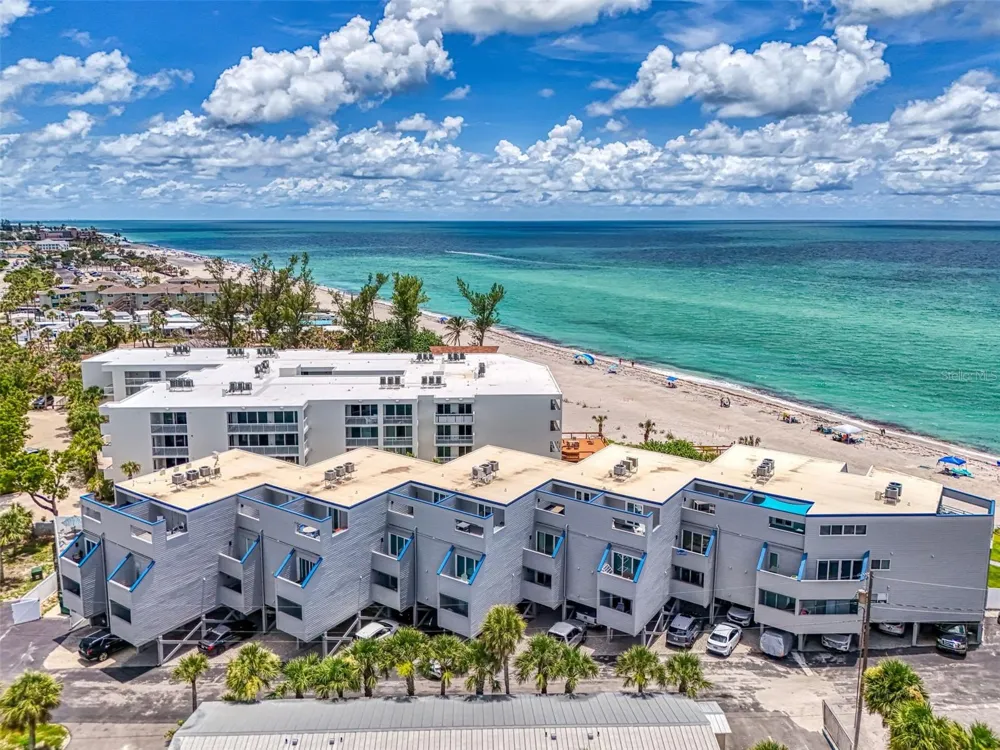 2400 BEACH ROAD #17 Englewood, FL 34223