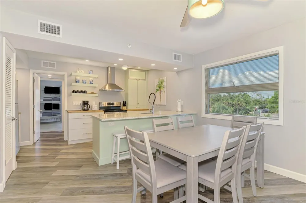 2400 BEACH ROAD #17 Englewood, FL 34223