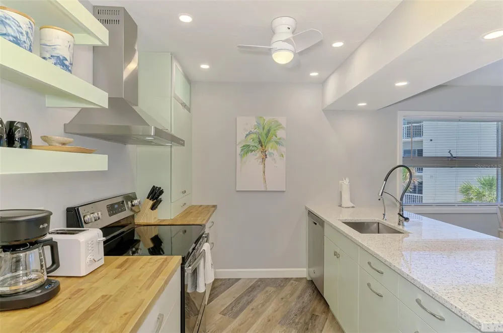 2400 BEACH ROAD #17 Englewood, FL 34223