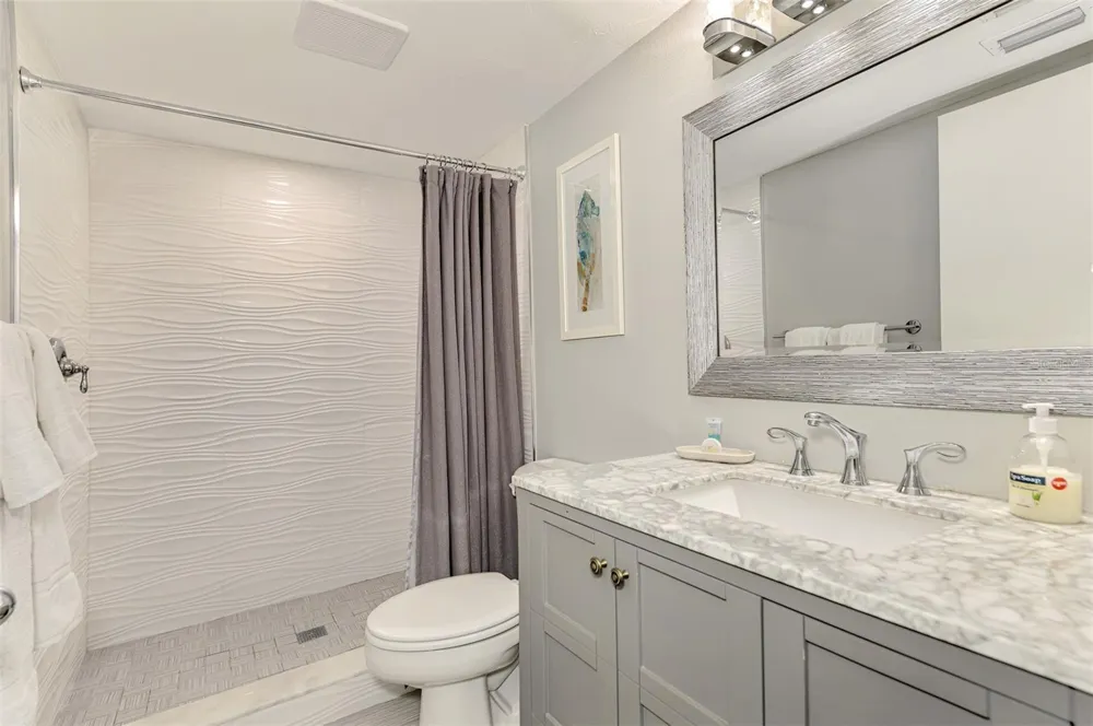 2400 BEACH ROAD #17 Englewood, FL 34223