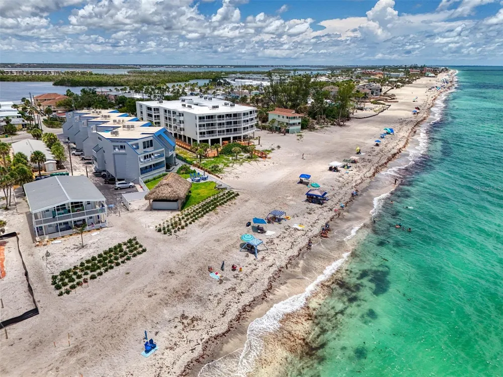 2400 BEACH ROAD #17 Englewood, FL 34223