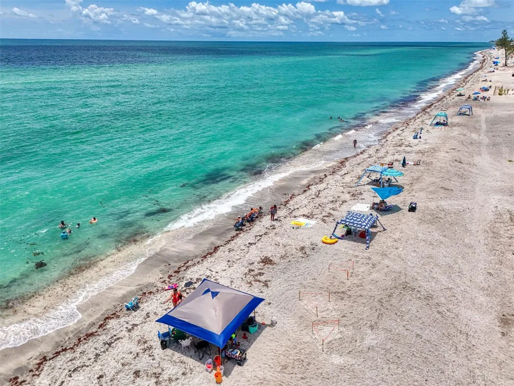 2400 BEACH ROAD #17 Englewood, FL 34223