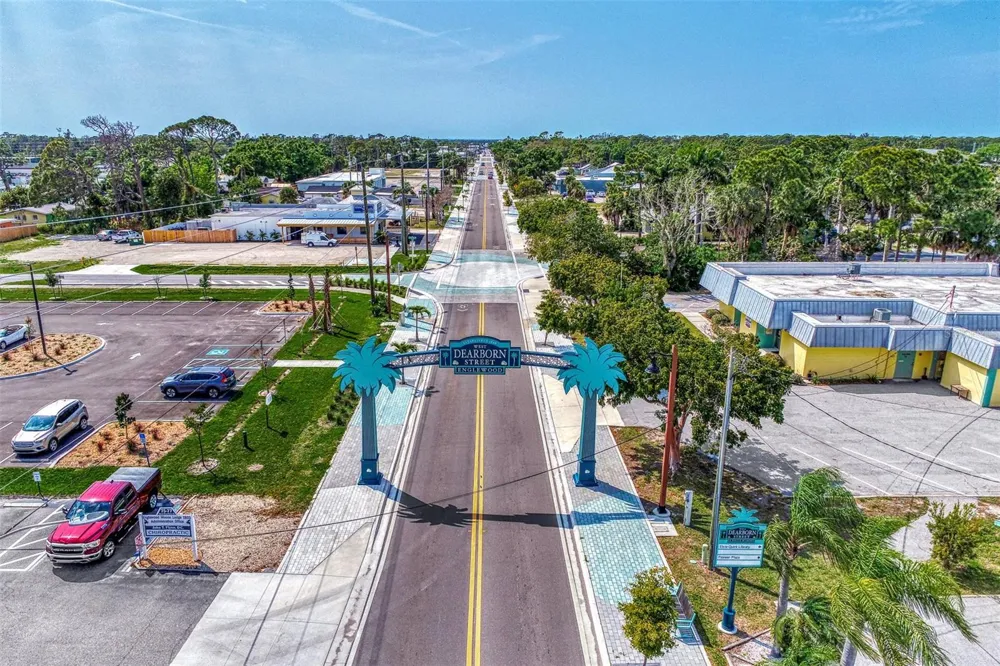 2400 BEACH ROAD #17 Englewood, FL 34223