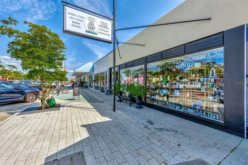2400 BEACH ROAD #17 Englewood, FL 34223