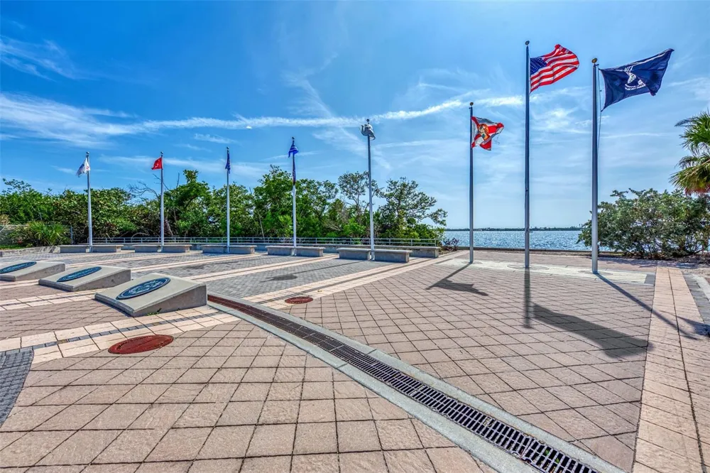 2400 BEACH ROAD #17 Englewood, FL 34223