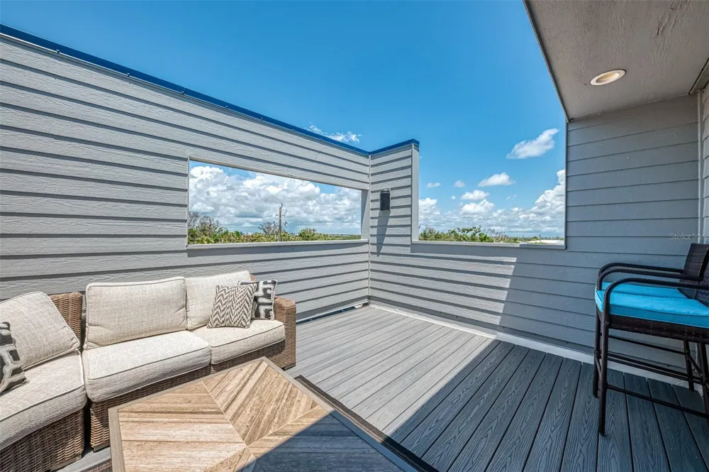 2400 BEACH ROAD #17 Englewood, FL 34223