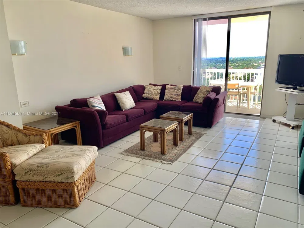 1500 S Ocean Dr #17E Hollywood, FL 33019