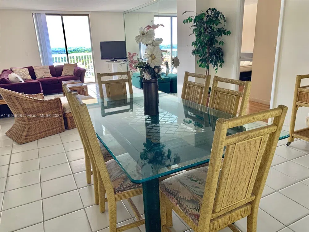 1500 S Ocean Dr #17E Hollywood, FL 33019