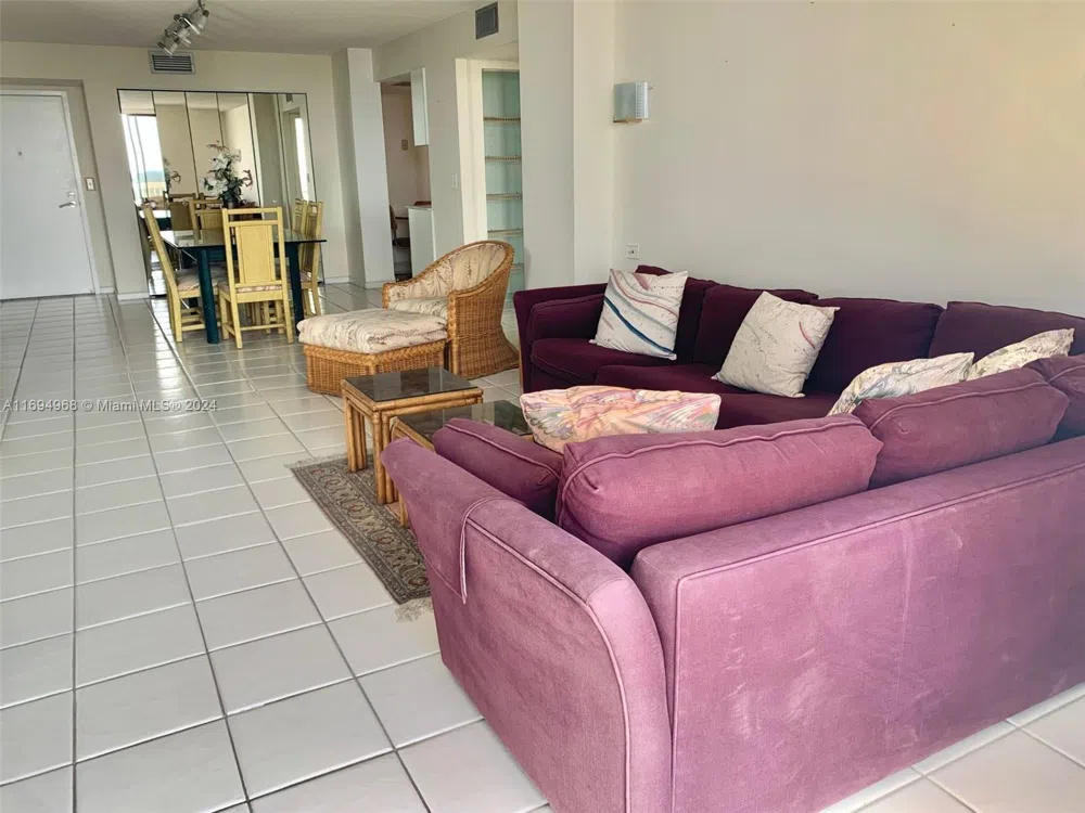1500 S Ocean Dr #17E Hollywood, FL 33019