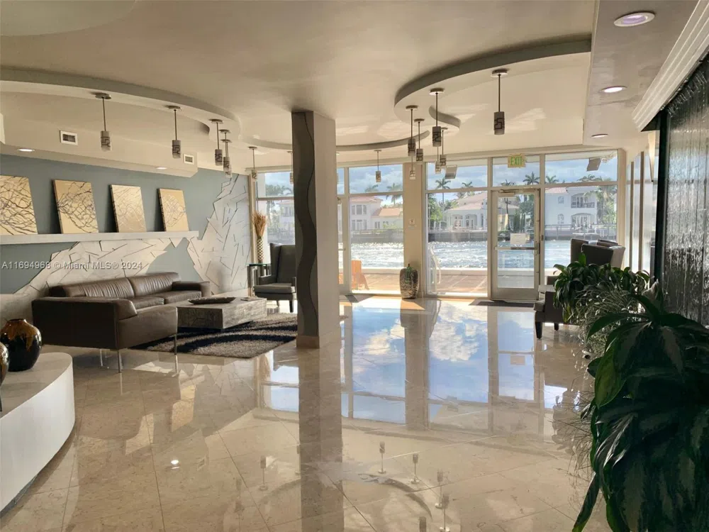 1500 S Ocean Dr #17E Hollywood, FL 33019