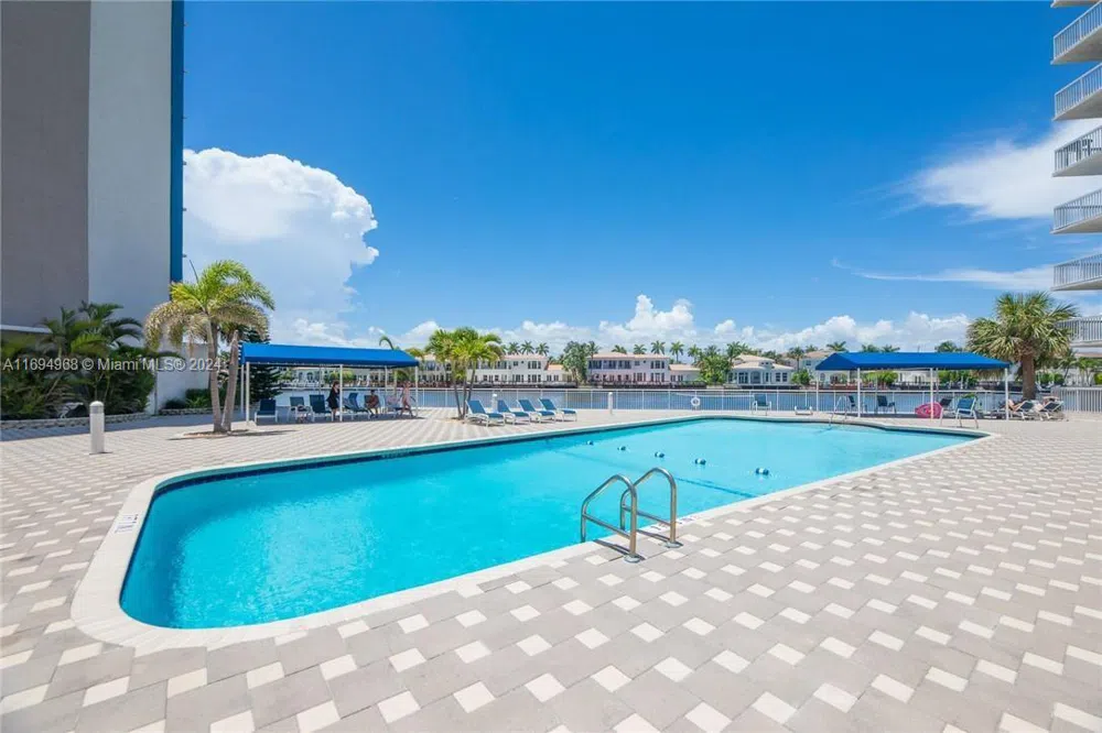 1500 S Ocean Dr #17E Hollywood, FL 33019