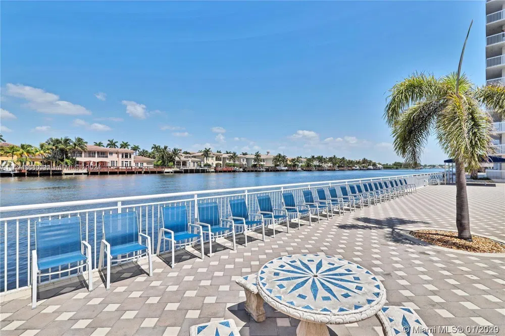 1500 S Ocean Dr #17E Hollywood, FL 33019