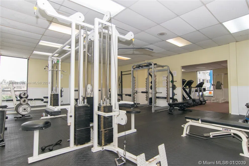 1500 S Ocean Dr #17E Hollywood, FL 33019