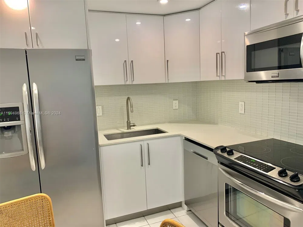 1500 S Ocean Dr #17E Hollywood, FL 33019