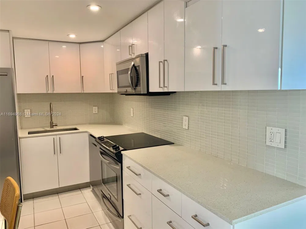 1500 S Ocean Dr #17E Hollywood, FL 33019