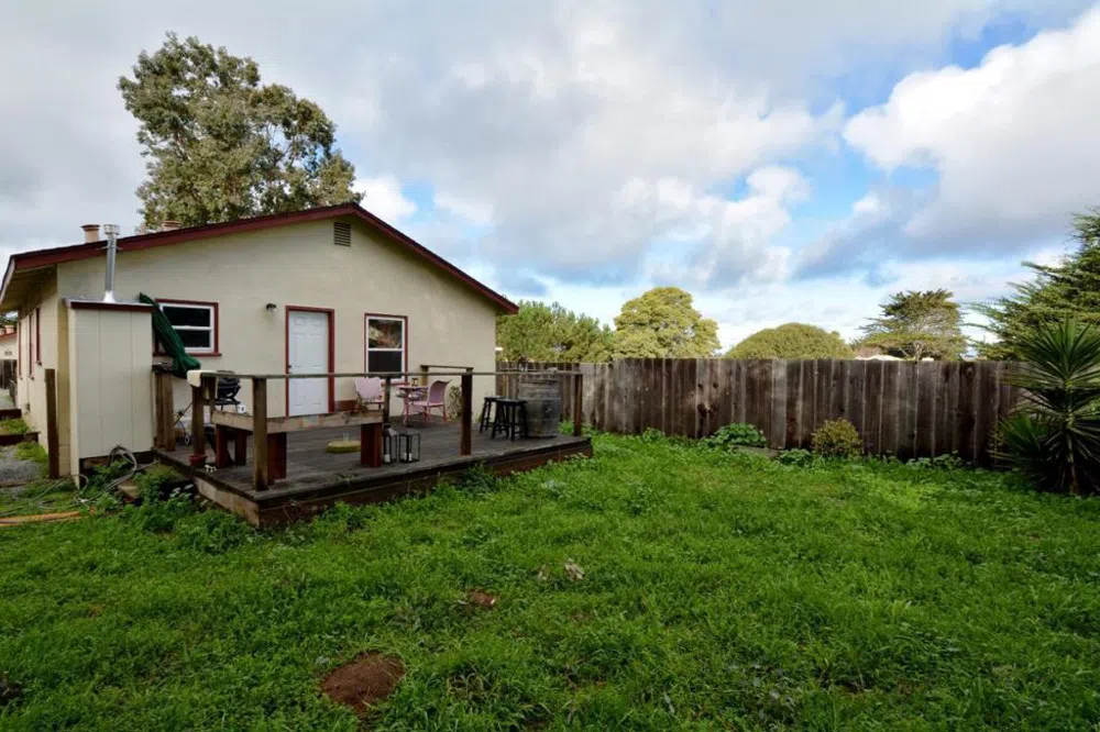 1168 Waring #2 Seaside, CA 93955