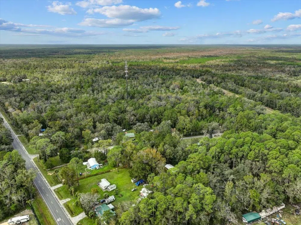 310 OTTER CREEK AVENUE Bronson, FL 32621