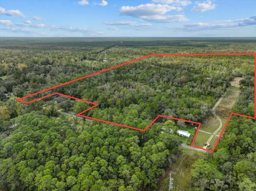 310 OTTER CREEK AVENUE Bronson, FL 32621