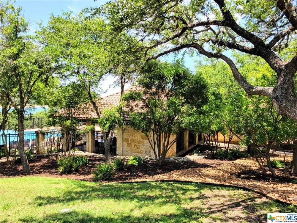 636 Angelica Vista Canyon Lake, TX 78133