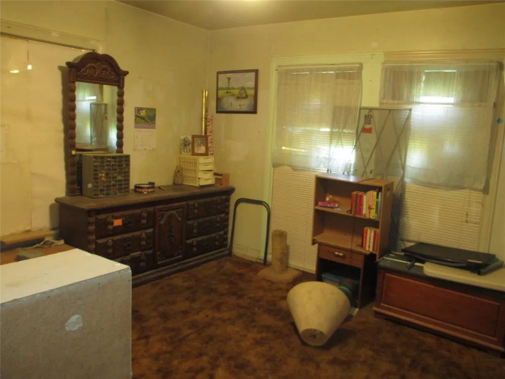 606 E Humble Street Baytown, TX 77520