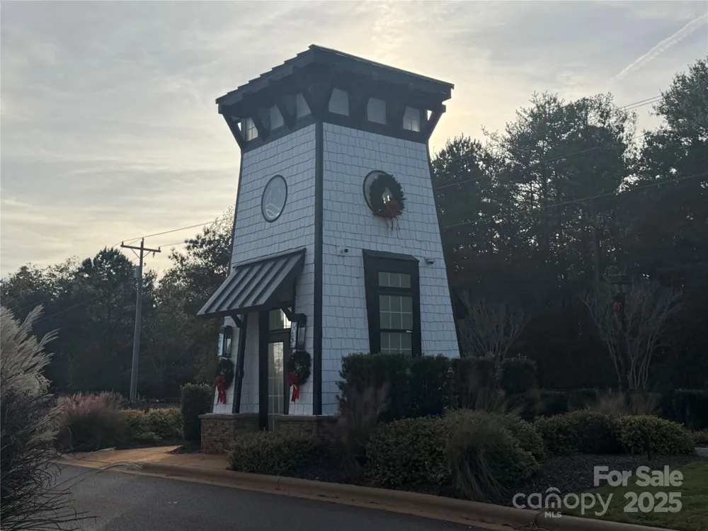 10153 Lakeshore Drive #116 Lancaster, SC 29720