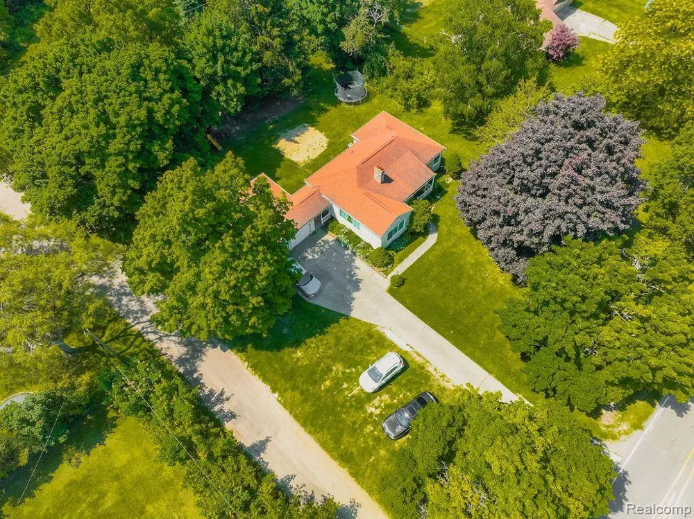 1023 TURRILL ROAD Lapeer City, MI 48446