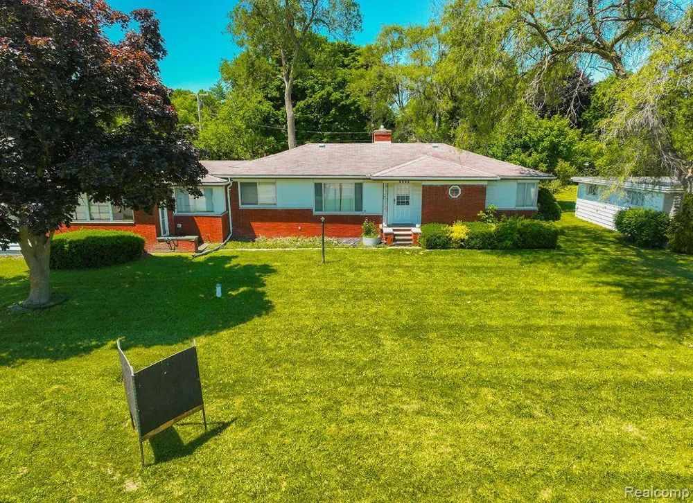 1023 TURRILL ROAD Lapeer City, MI 48446