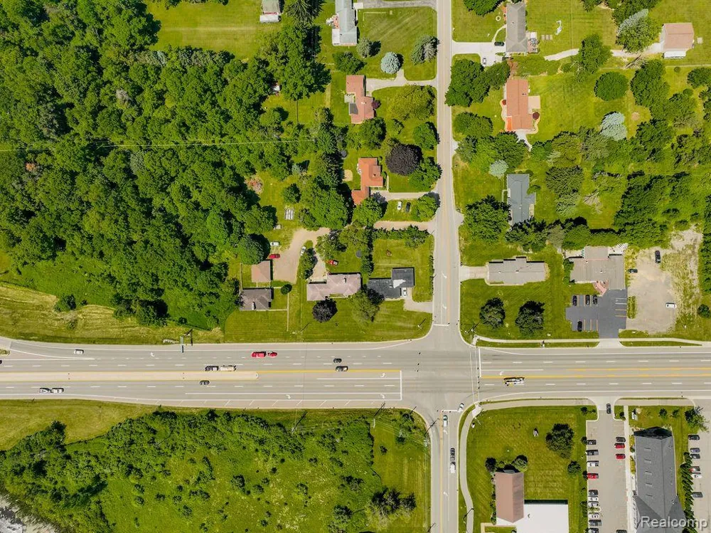 1214 S LAPEER ROAD Lapeer City, MI 48446