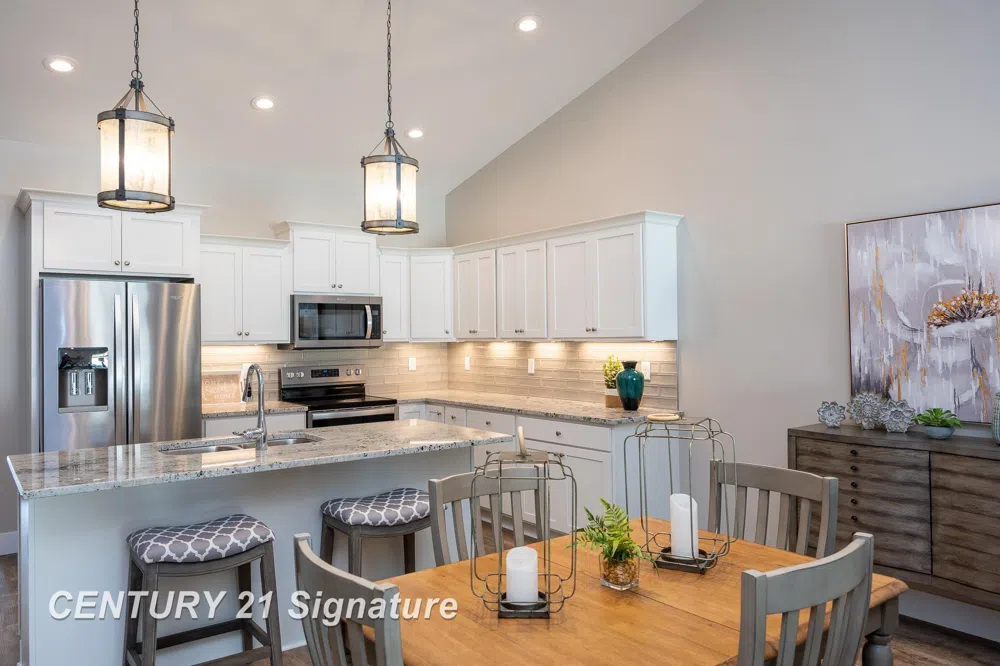 4073 Woodburn Court Saginaw Charter Township, MI 48603