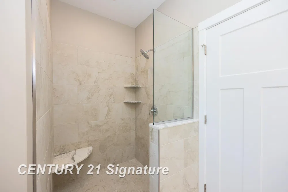 4073 Woodburn Court Saginaw Charter Township, MI 48603