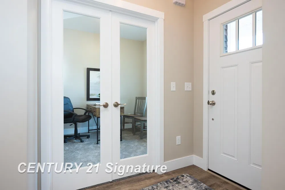 4073 Woodburn Court Saginaw Charter Township, MI 48603